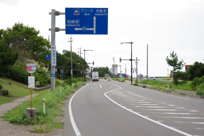 ���`�������_