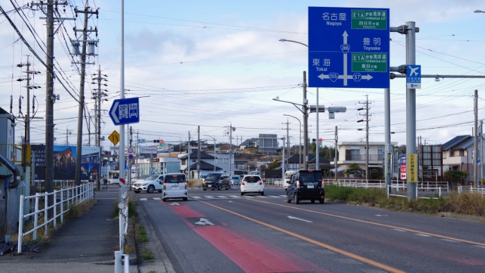 �R�U�U���ƍ���