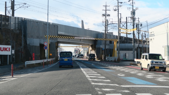 ���C���V����