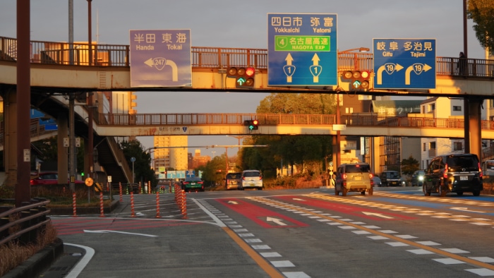 �Q�S�V���X�^�[�g 