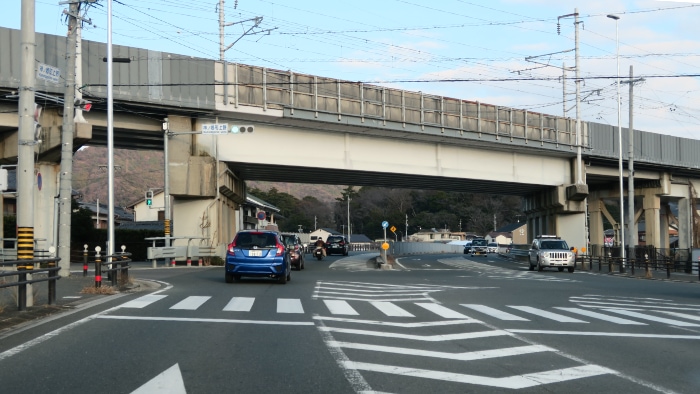 ���C���V����