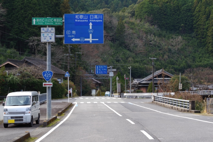 �S�Q�T��������